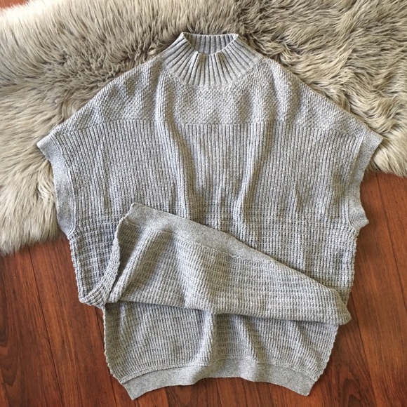 Anthropologie Sweaters - Anthropologie Bishop & Young Tunic Poncho Sweater